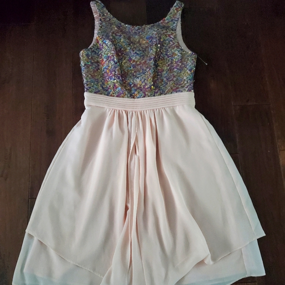 Flowy sequence dress size small fits women's size 4-6 dress by a.drea